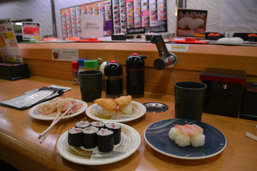 kaiten sushi en tokio