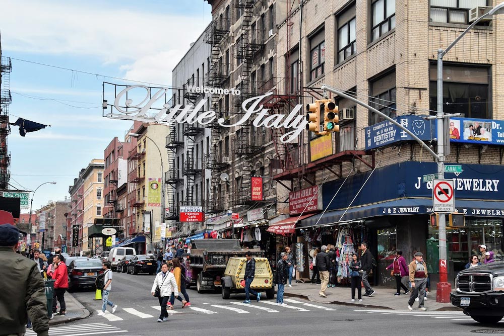 mulberry street, calle de little italy 