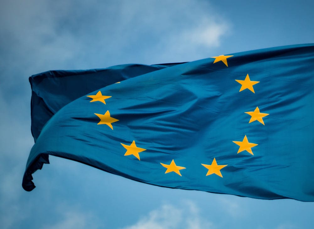 bandera de la union europea, parlamento de bruselas
