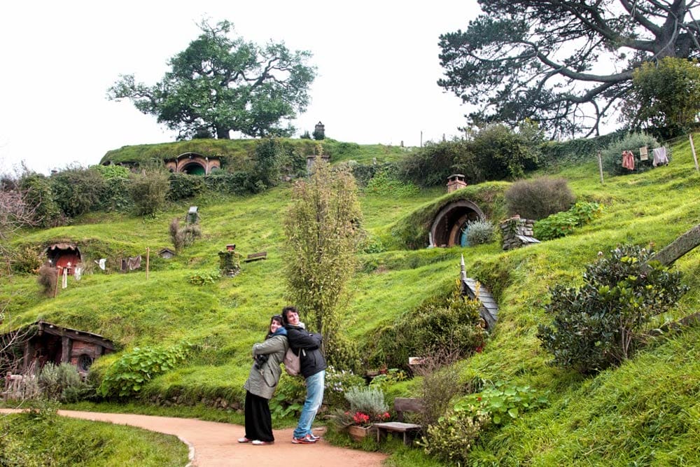 hobbiton, uno de los sitios que ver en Nueva Zelanda