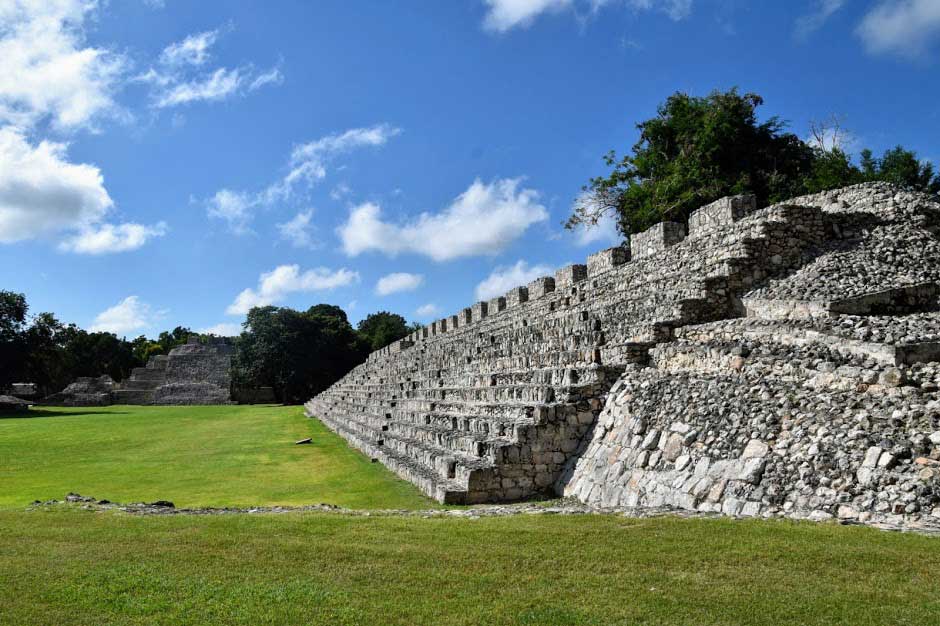 Nohochná ruinas mayas Edzná