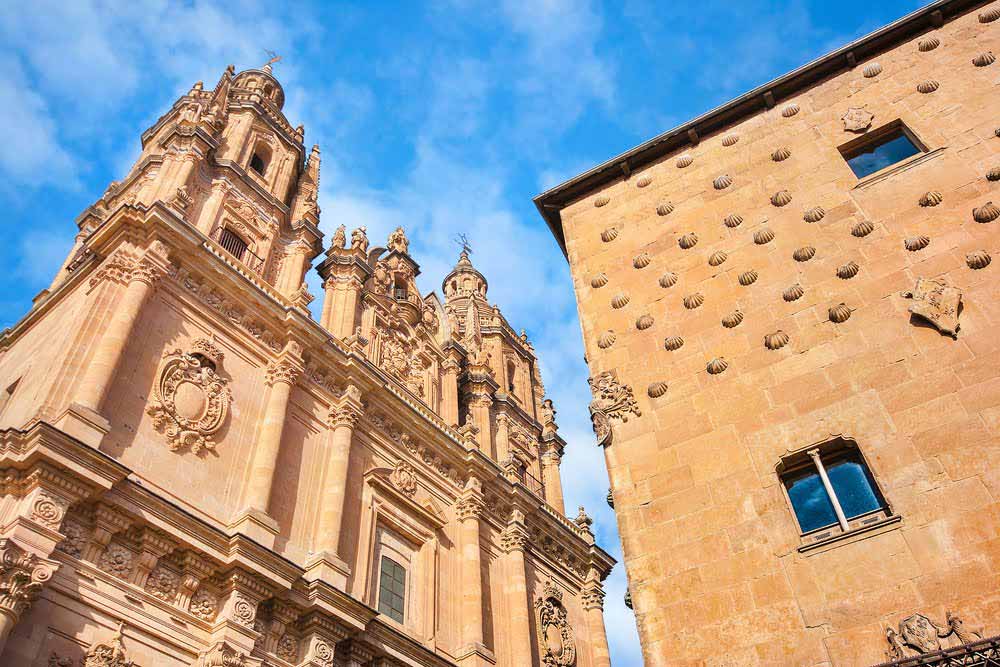 Casa de las Conchas y Torres de la Clerecía de Salamanca
