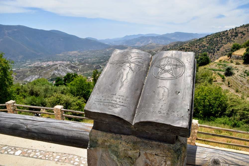 Mirador del Aquelarre Soportujar