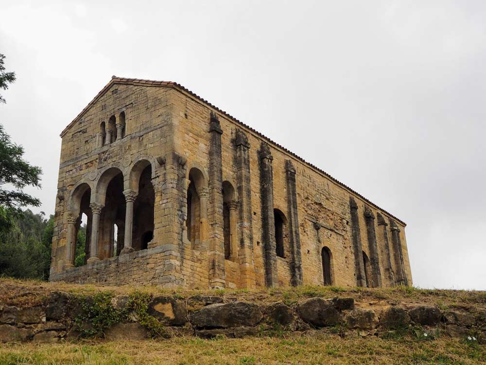 Iglesia de Santa María del Naranco
