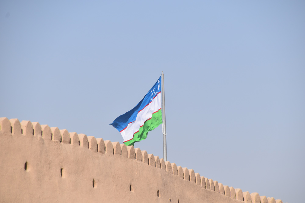 bandera Uzbekistán