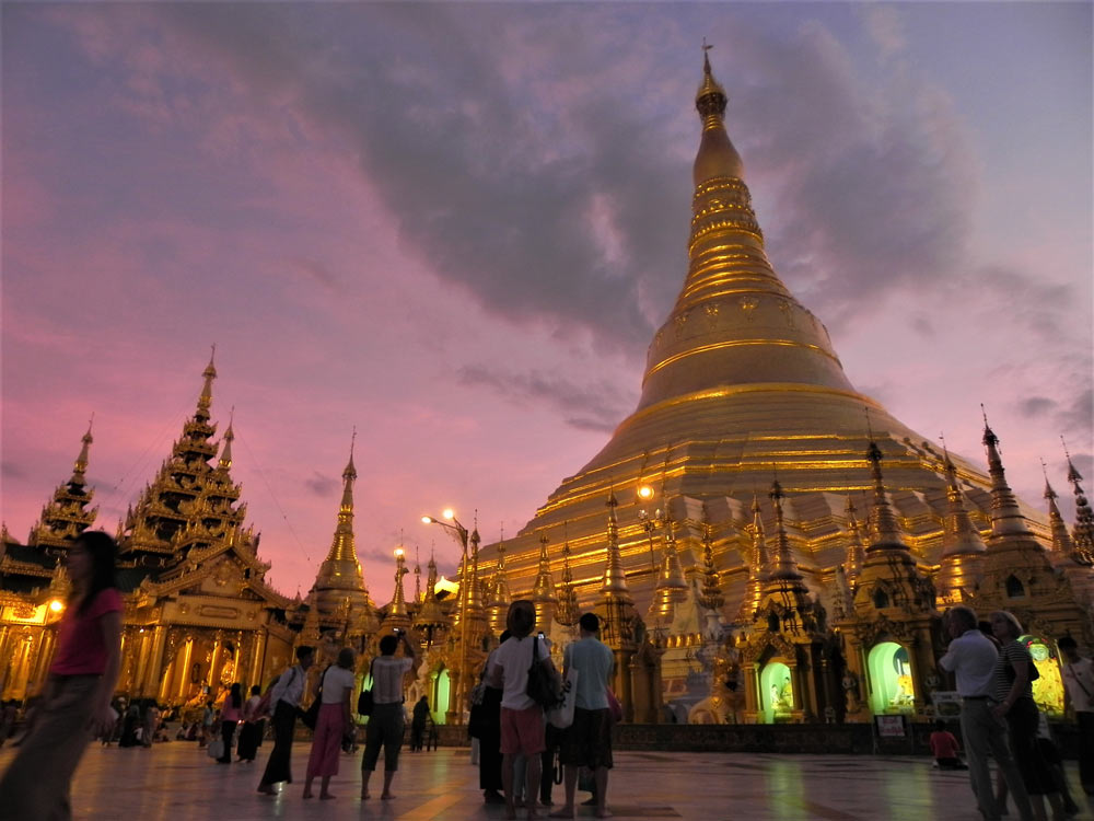 Pagoda Shwedagon Yangon Myanmar