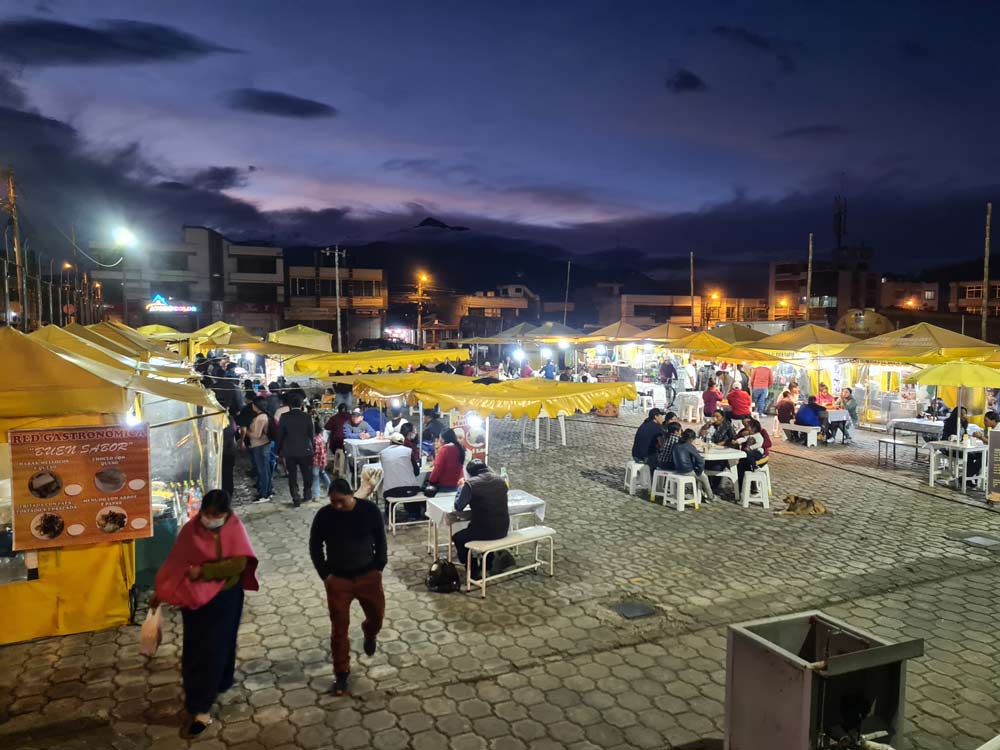 Mercado Gastronómico local de Otavalo