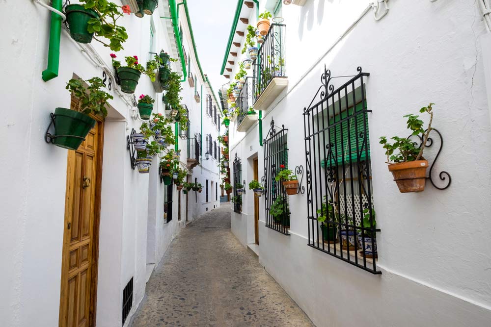 calles con flores en Priego de Córdoba