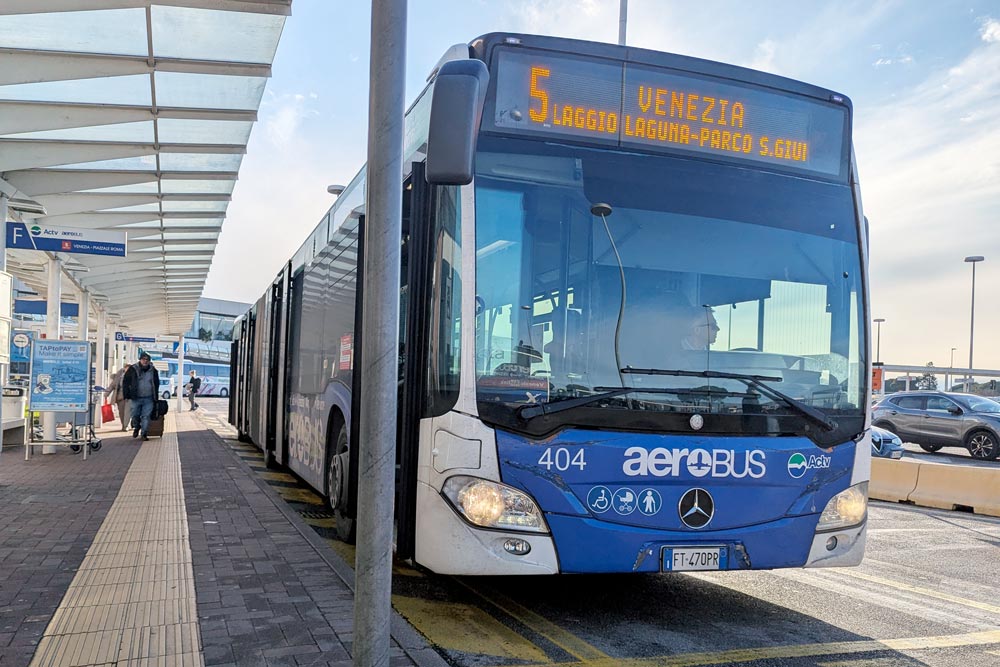 Línea 5 de buses desde el Aeropuerto de Venecia