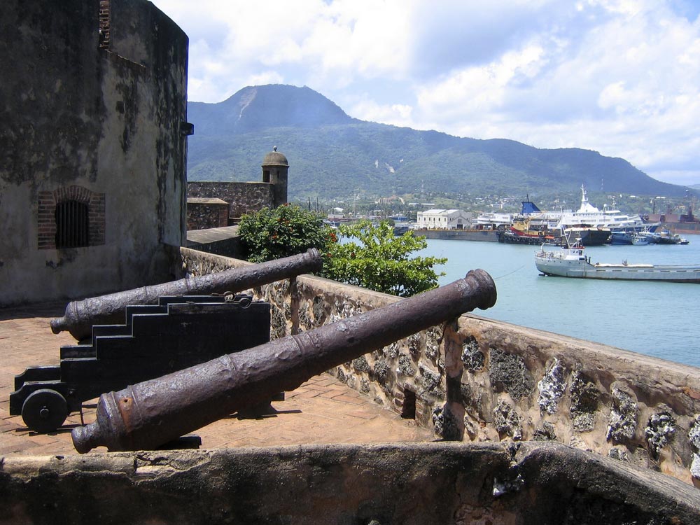 cañones en Puerto Plata