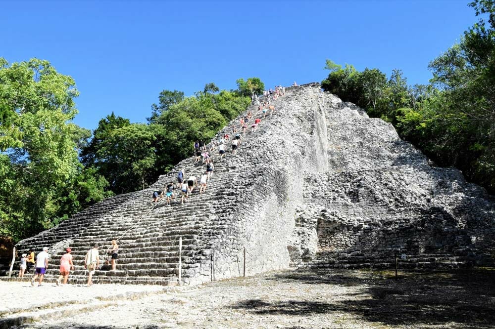 excursiones desde Cancún ruinas mayas de Cobá