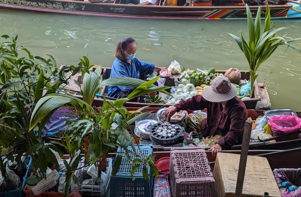 mercado flotante cerca de bangkok