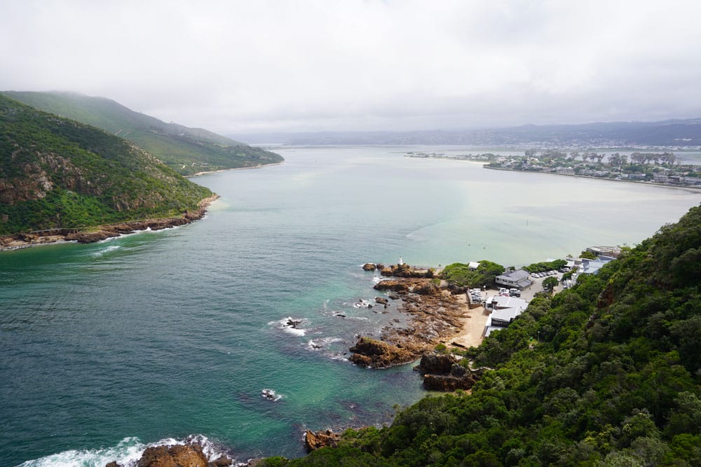 vista aérea del estuario de Knysna en la Ruta Jardín