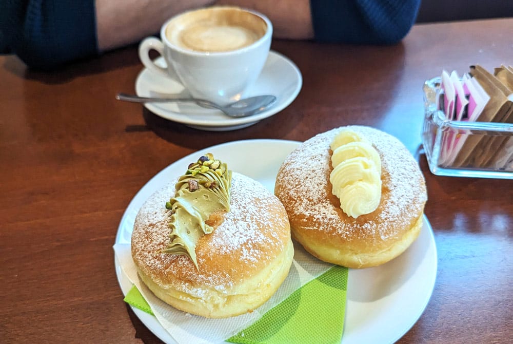 Krapfen dulce típico en Dolomitas