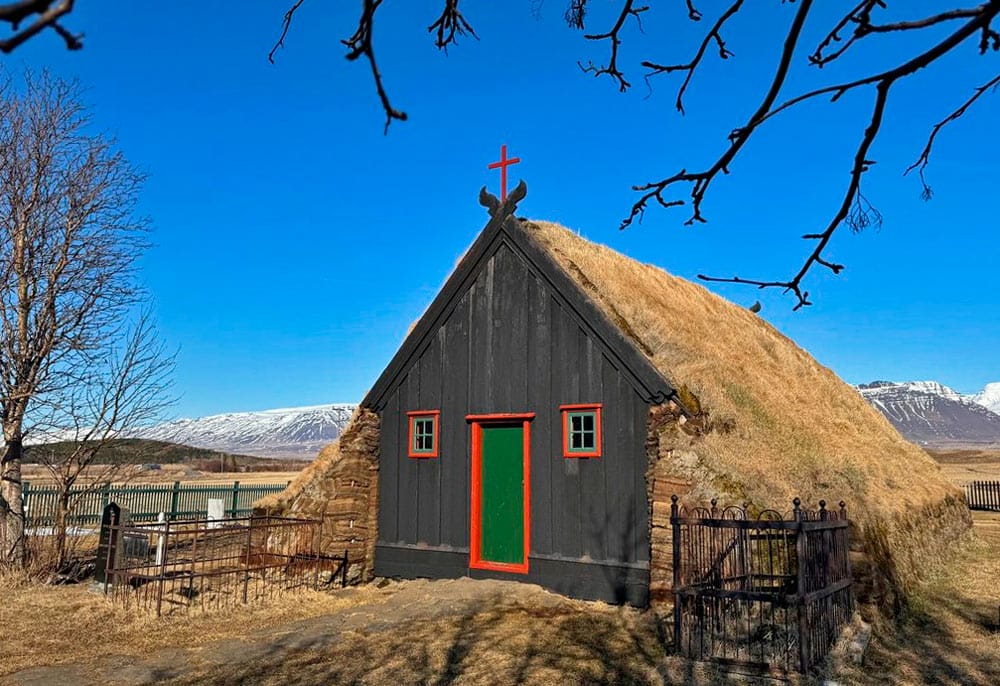 iglesia vikinga islandia