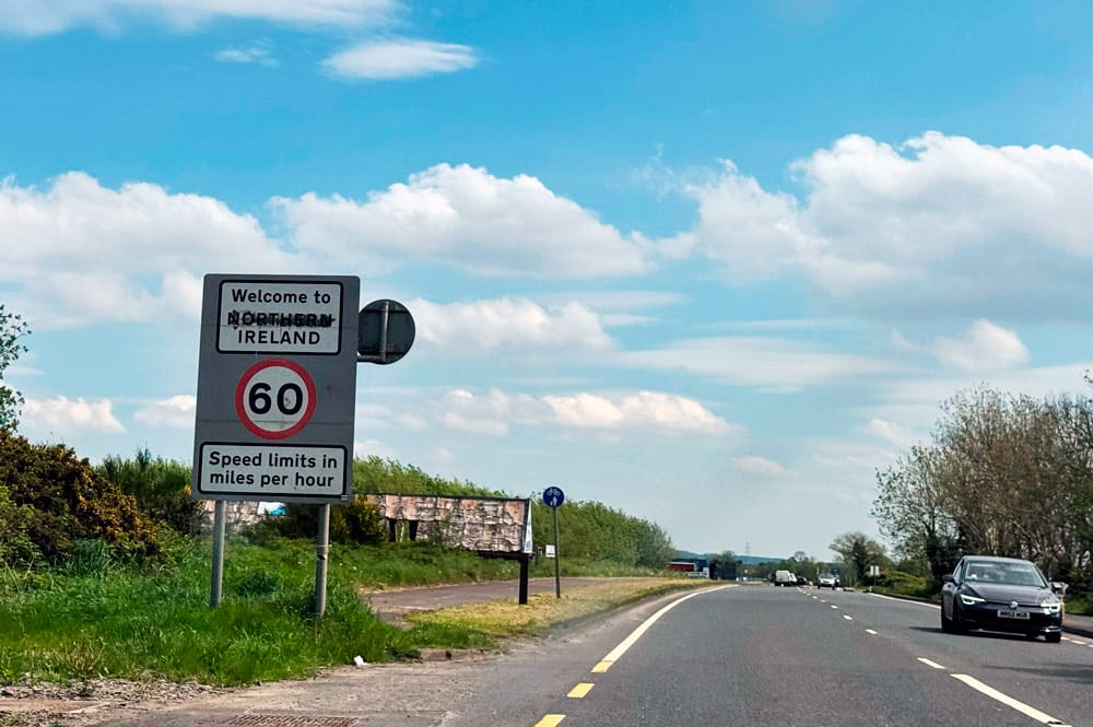 cruce entre la República de Irlanda e Irlanda del Norte por carretera