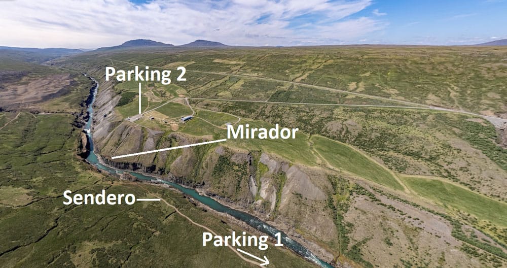 parkings Cañon Studlagil en el norte de Islandia