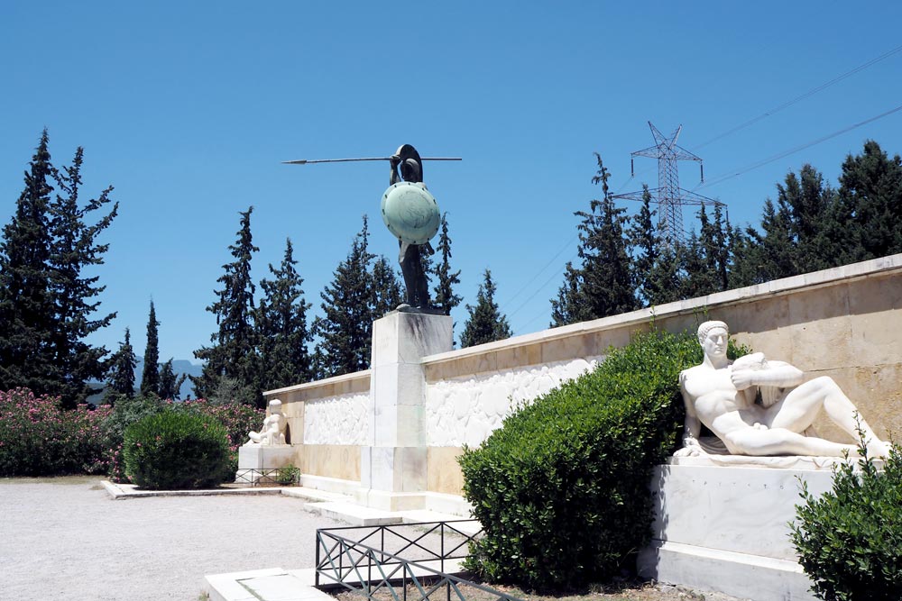 monumento en lasTermopilas en Grecia