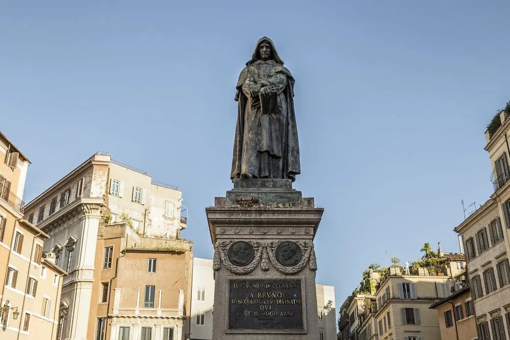 Estatua de Giordano Bruno en Campo de fiori 
