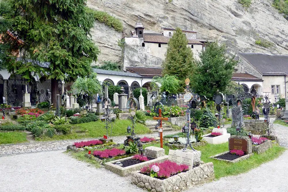 que ver en Salzburgo Cementerio de San Pedro