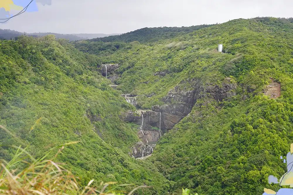 ruta 7 cascadas en Mauricio
