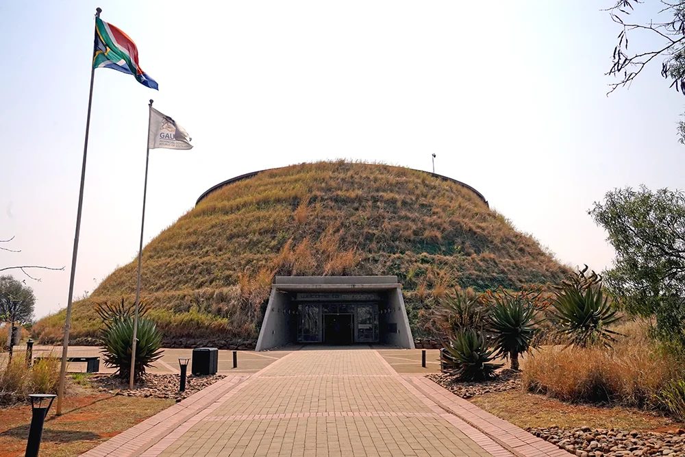 Maropeng Visitor Center Cuna de la Humanidad Sudáfrica