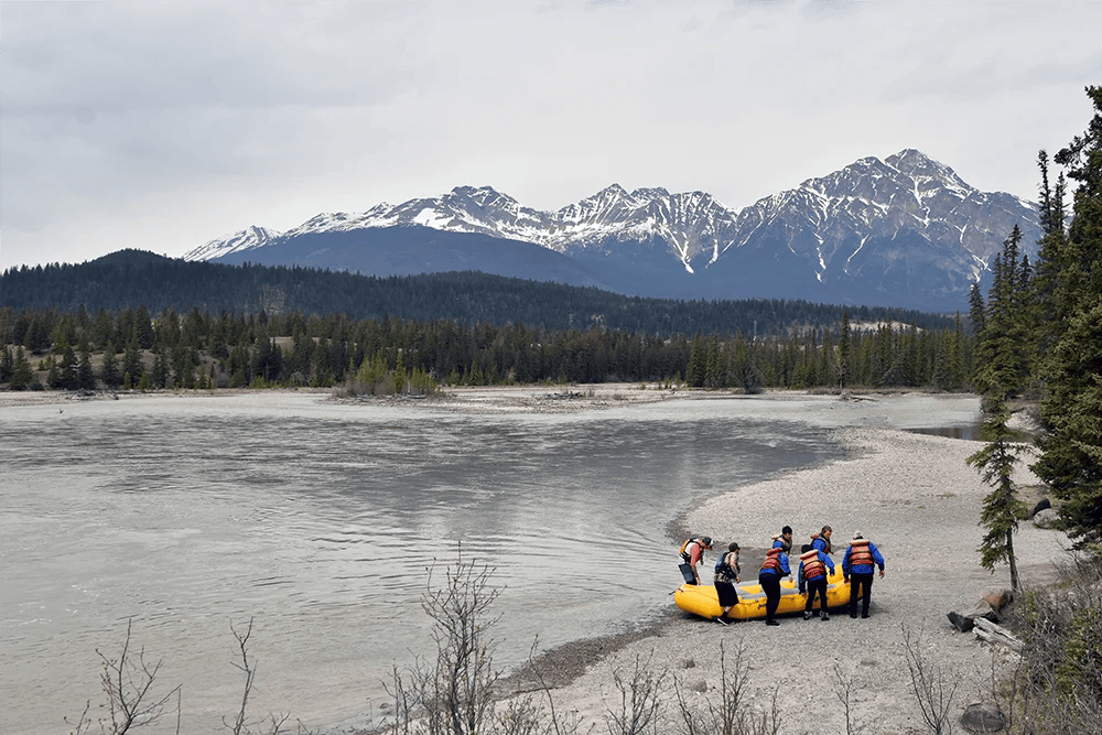 mejor seguro de viaje para Canadá deportes aire libre rafting